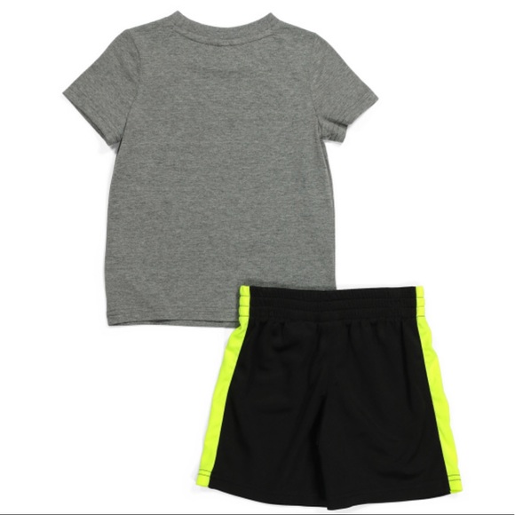 PUMA BOYS MATCHING TWO PIECE OUTFIT - Picture 2 of 4